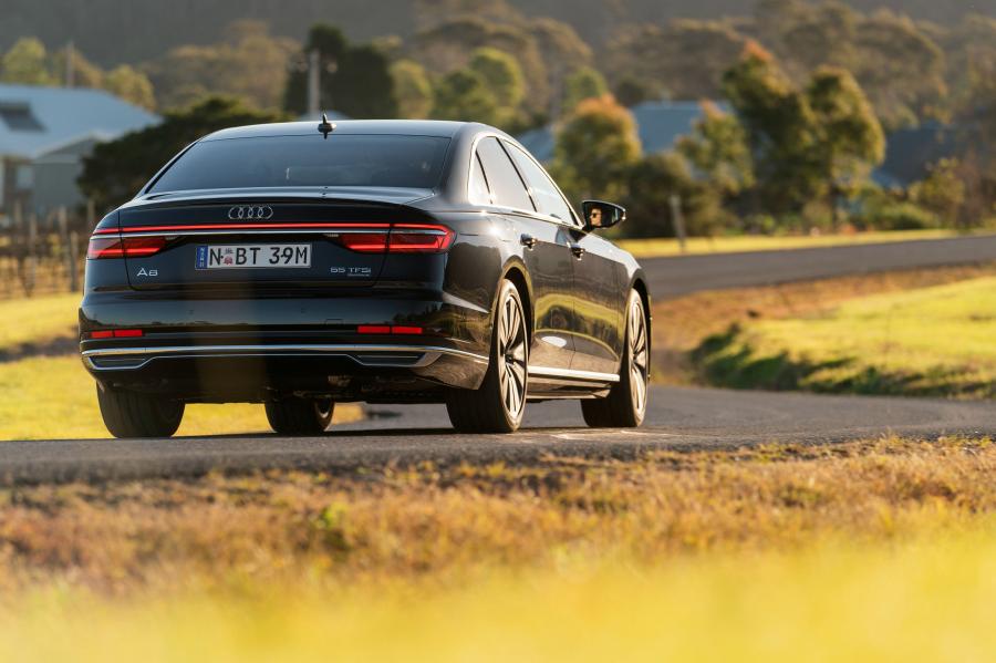  Audi A8 55 TFSI Quattro (D5) 2018 года  (AU) (фото 8 из 20)